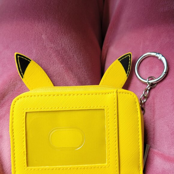 Pikachu Pokémon Mini Keychain Wallet - Picture 2 of 7